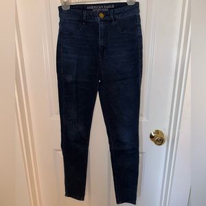Dark-wash High-wasted Skinny Jeans